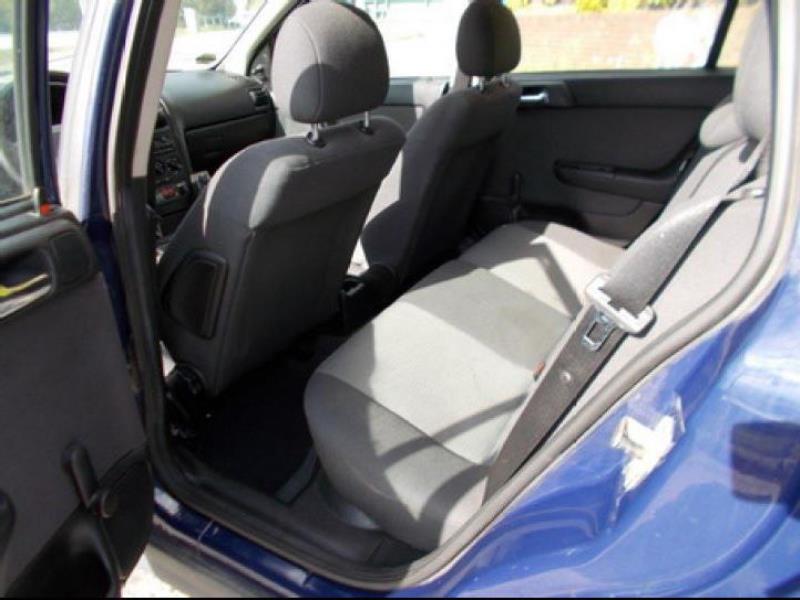 well-maintained Vessel Ice boat/ tug<br>"Hugo Lentz"-11