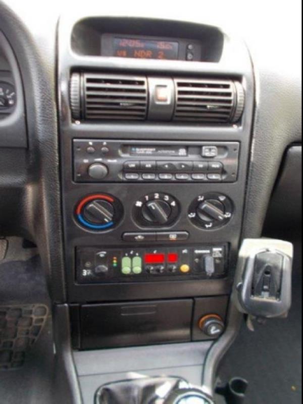 well-maintained Vessel Ice boat/ tug<br>"Hugo Lentz"-8