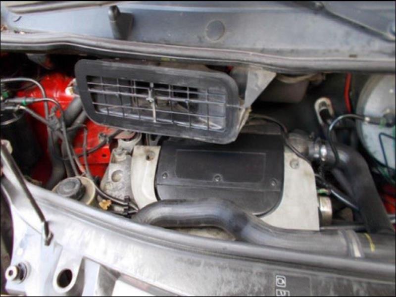 quebra-gelo/ rebocador motorizado bem conservado <br>"Hugo Lentz"-8