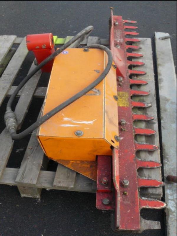 well-maintained Vessel Ice boat/ tug<br>"Hugo Lentz"-8