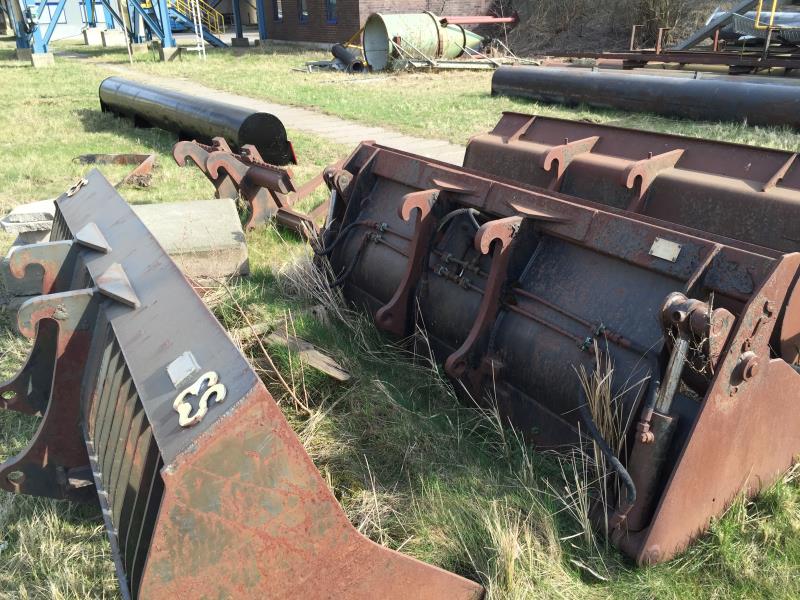 well-maintained Vessel Ice boat/ tug<br>"Hugo Lentz"-9