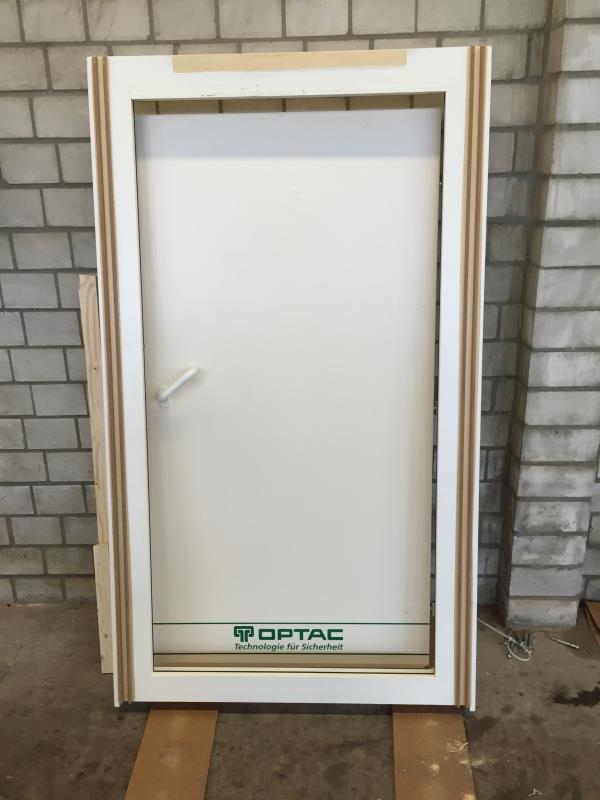 well-maintained Vessel Ice boat/ tug<br>"Hugo Lentz"-1