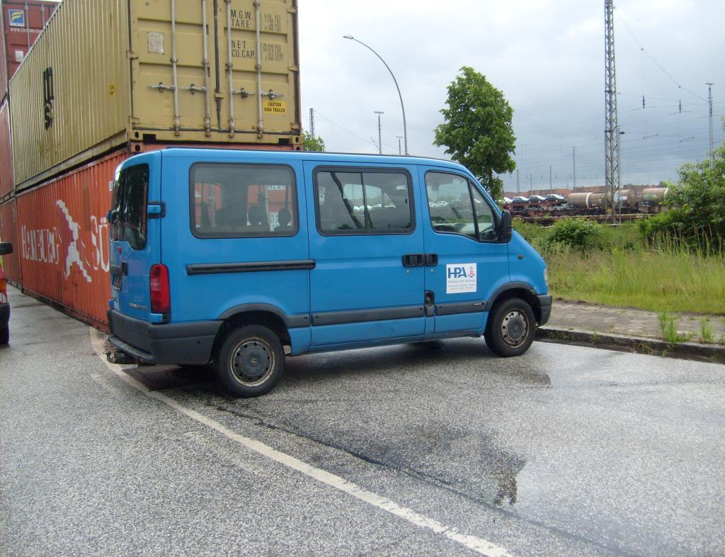 quebra-gelo/ rebocador motorizado bem conservado <br>"Hugo Lentz"-3