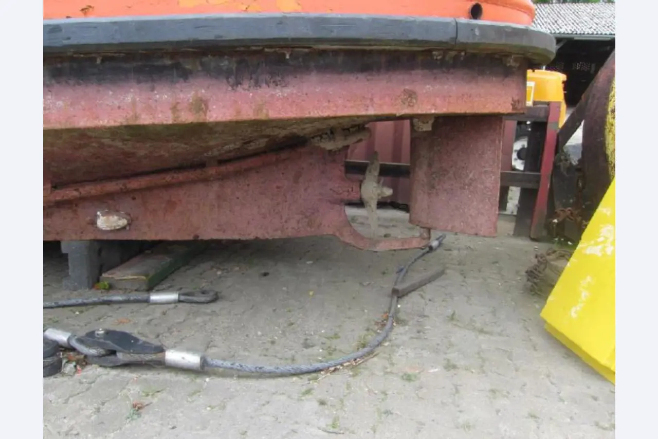 well-maintained Vessel Ice boat/ tug<br>"Hugo Lentz"-7