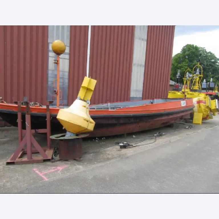 well-maintained Vessel Ice boat/ tug<br>"Hugo Lentz"-8