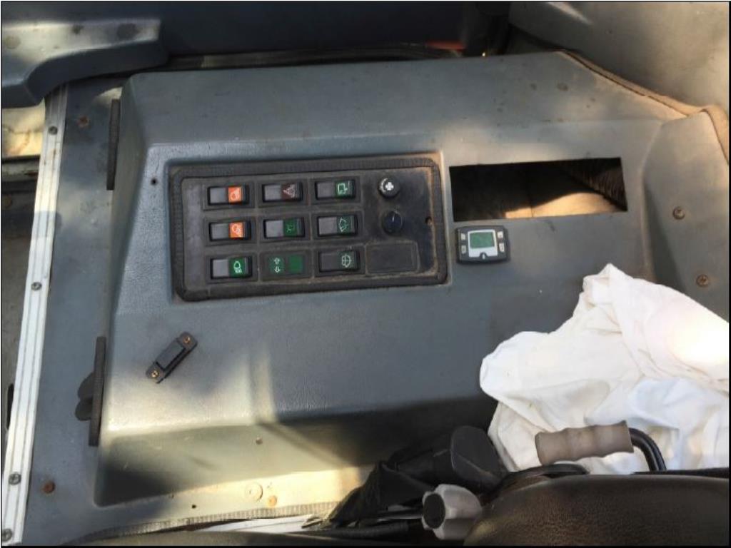 well-maintained Vessel Ice boat/ tug<br>"Hugo Lentz"-11