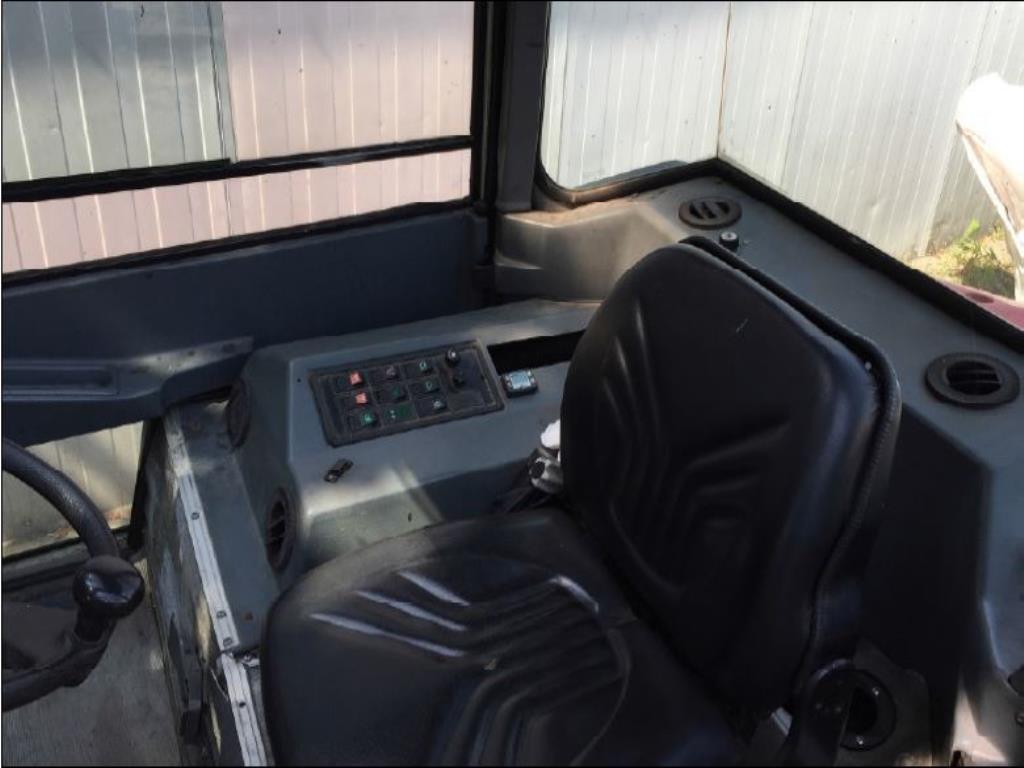 well-maintained Vessel Ice boat/ tug<br>"Hugo Lentz"-13