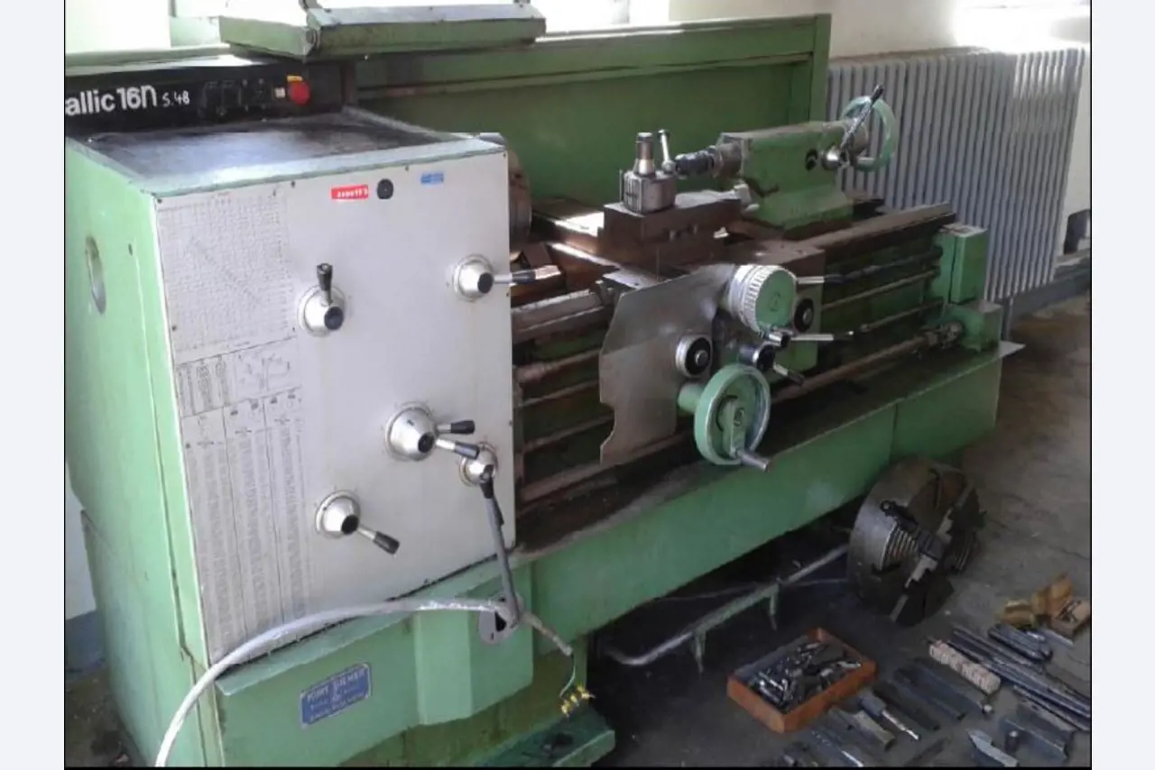 quebra-gelo/ rebocador motorizado bem conservado <br>"Hugo Lentz"-2
