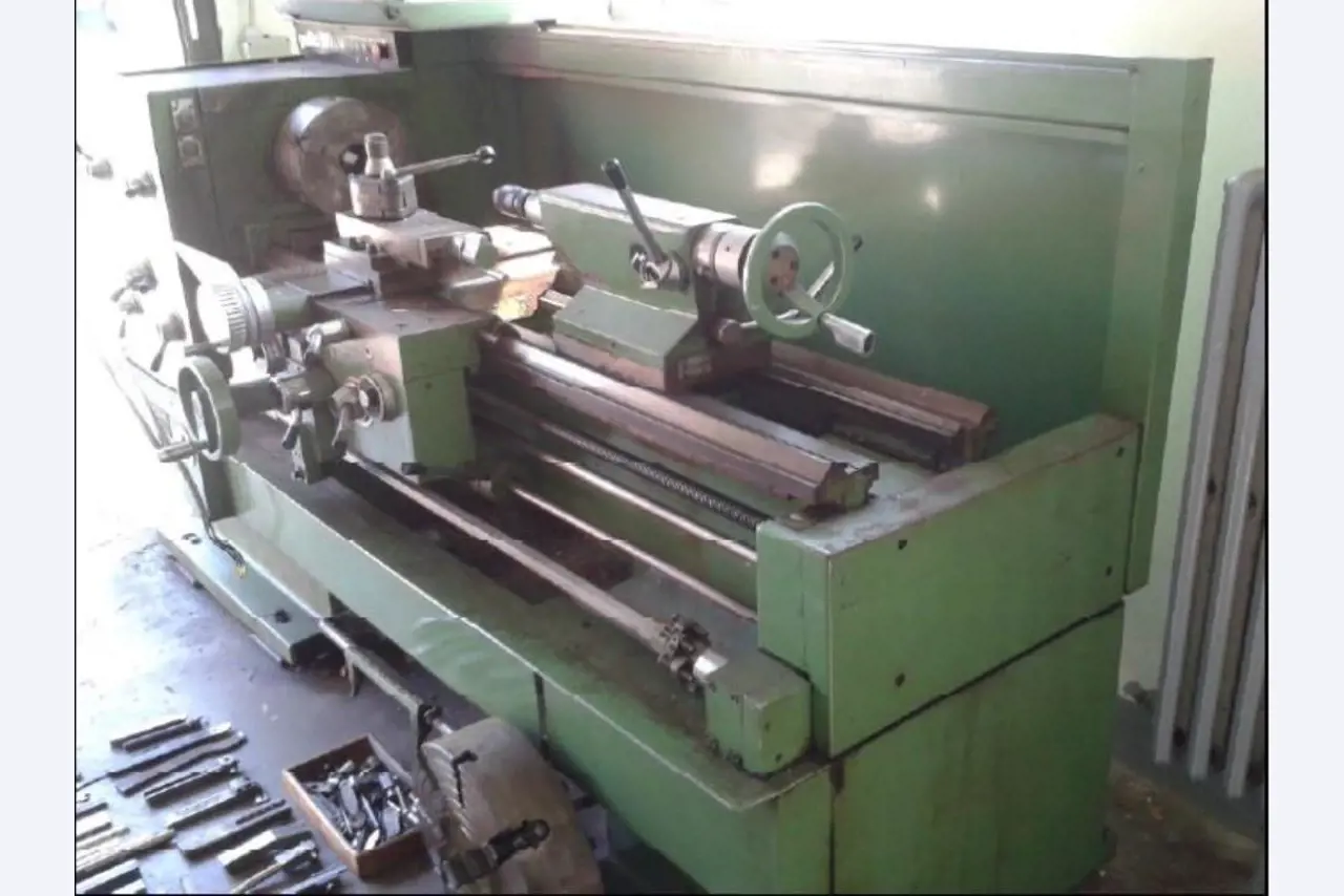 quebra-gelo/ rebocador motorizado bem conservado <br>"Hugo Lentz"-1