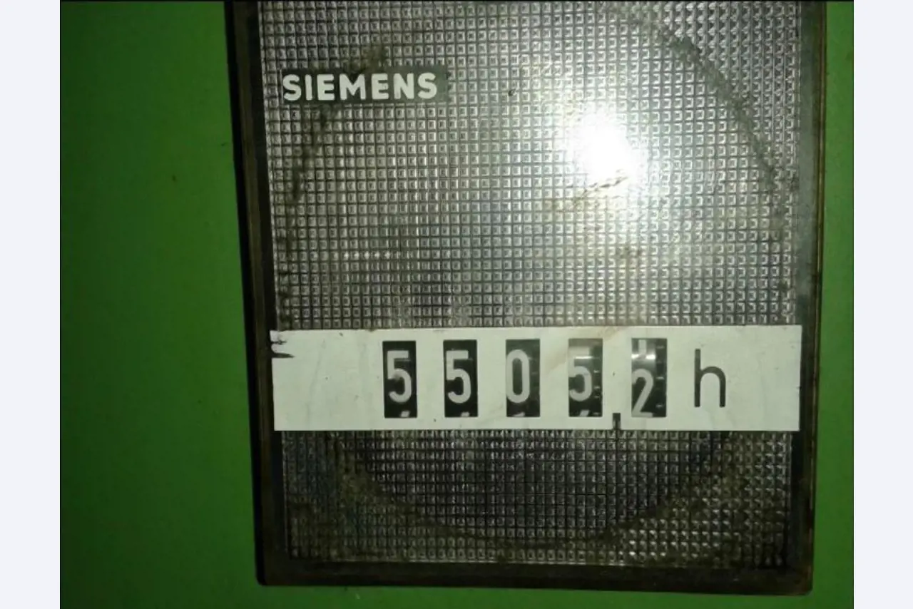 quebra-gelo/ rebocador motorizado bem conservado <br>"Hugo Lentz"-4