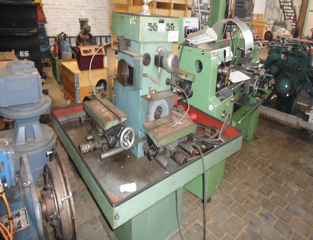 quebra-gelo/ rebocador motorizado bem conservado <br>"Hugo Lentz"-1