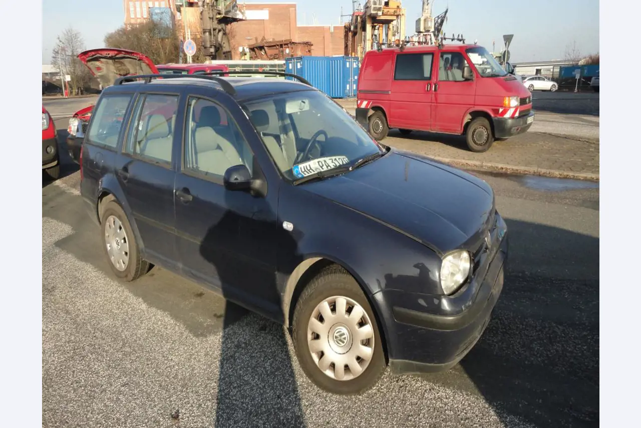 quebra-gelo/ rebocador motorizado bem conservado <br>"Hugo Lentz"-1