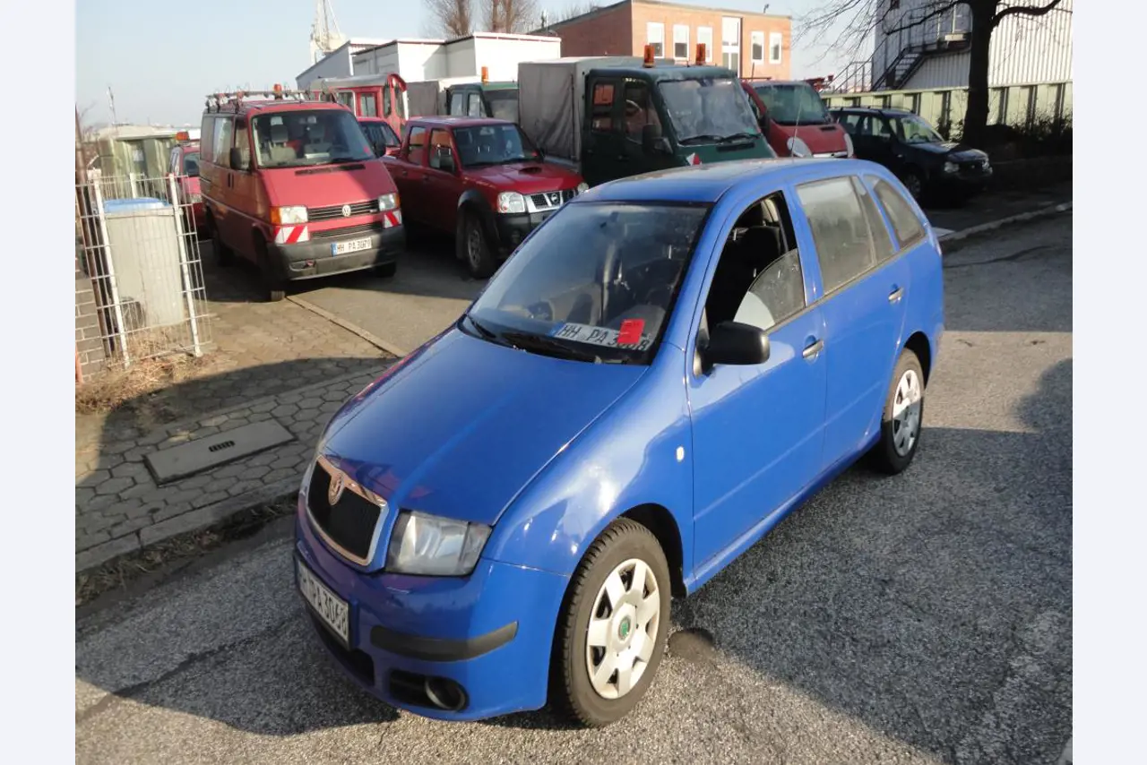 quebra-gelo/ rebocador motorizado bem conservado <br>"Hugo Lentz"-1