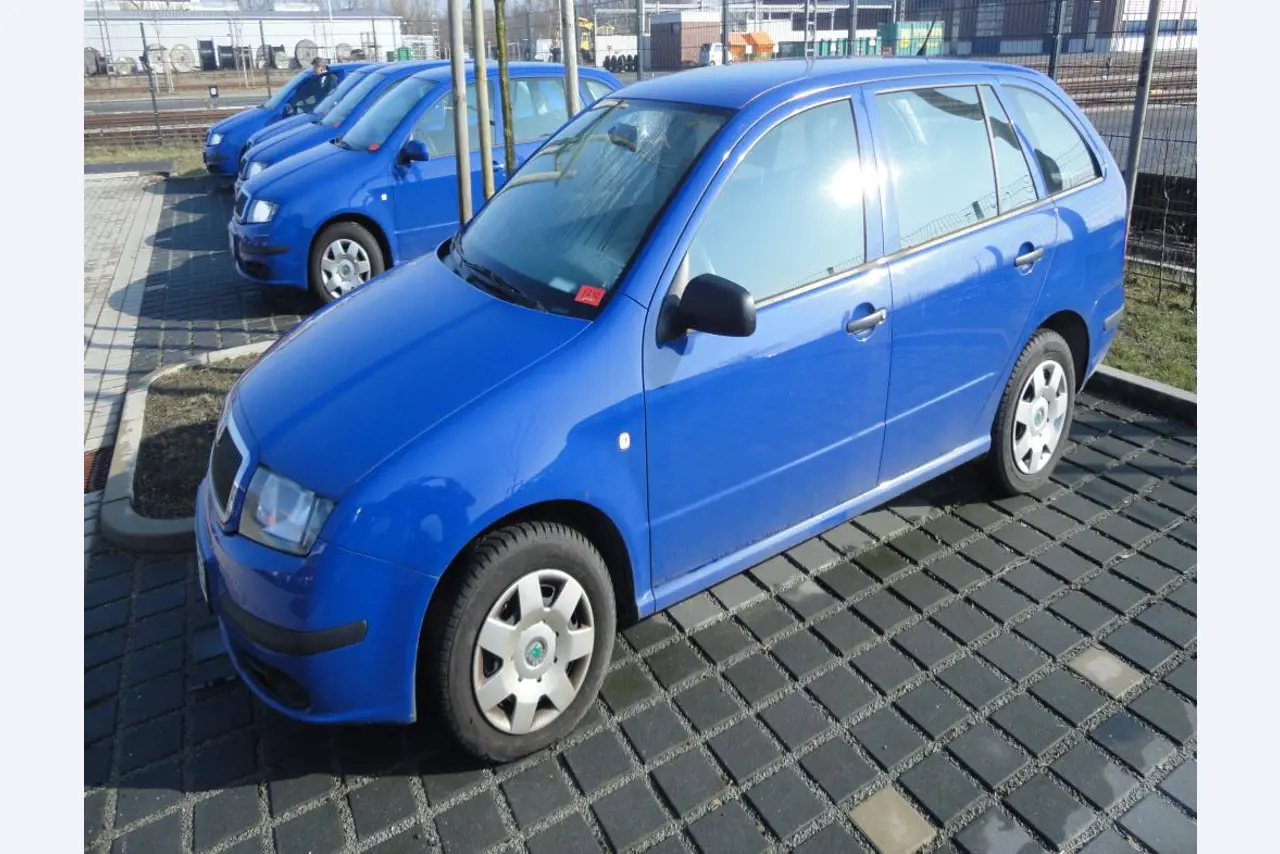 quebra-gelo/ rebocador motorizado bem conservado <br>"Hugo Lentz"-1