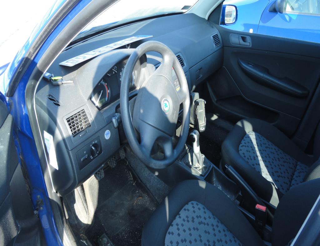 quebra-gelo/ rebocador motorizado bem conservado <br>"Hugo Lentz"-4