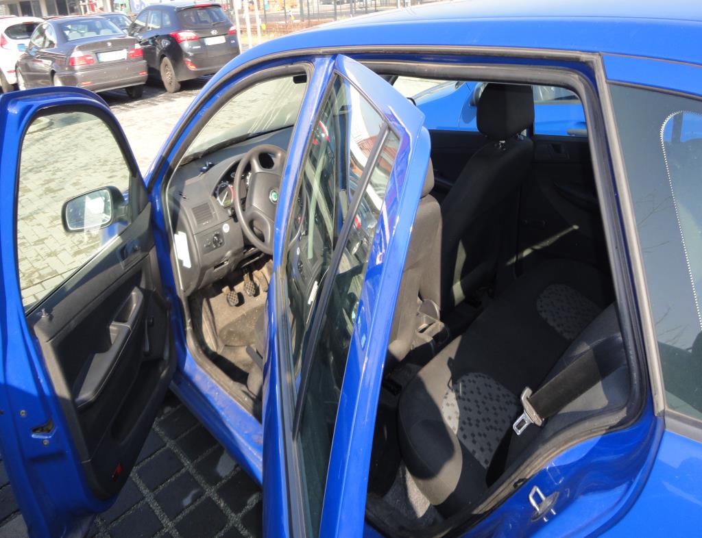 quebra-gelo/ rebocador motorizado bem conservado <br>"Hugo Lentz"-5