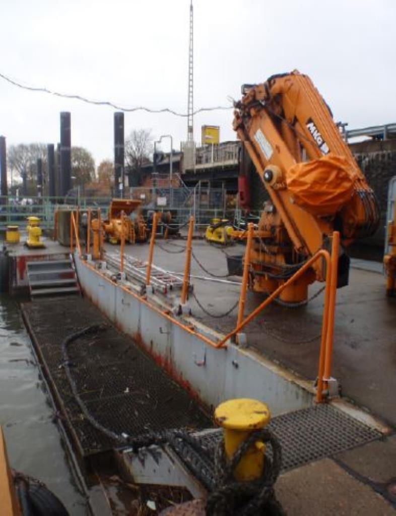 quebra-gelo/ rebocador motorizado bem conservado <br>"Hugo Lentz"-19