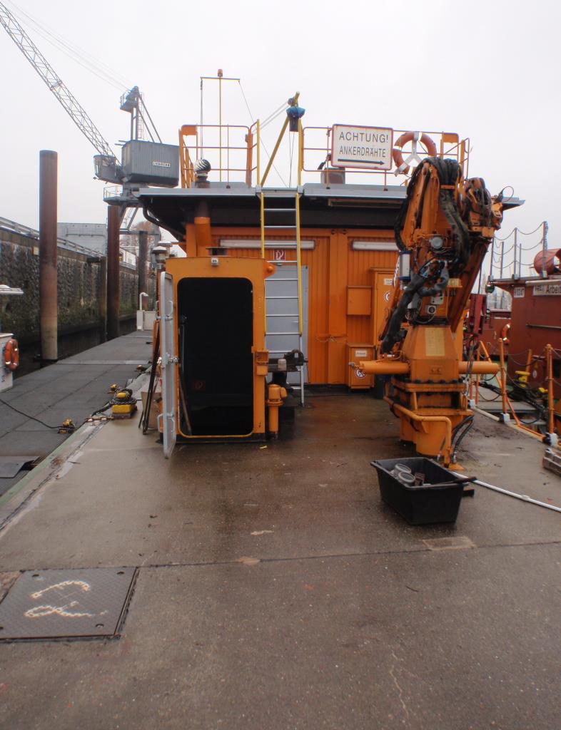 quebra-gelo/ rebocador motorizado bem conservado <br>"Hugo Lentz"-2
