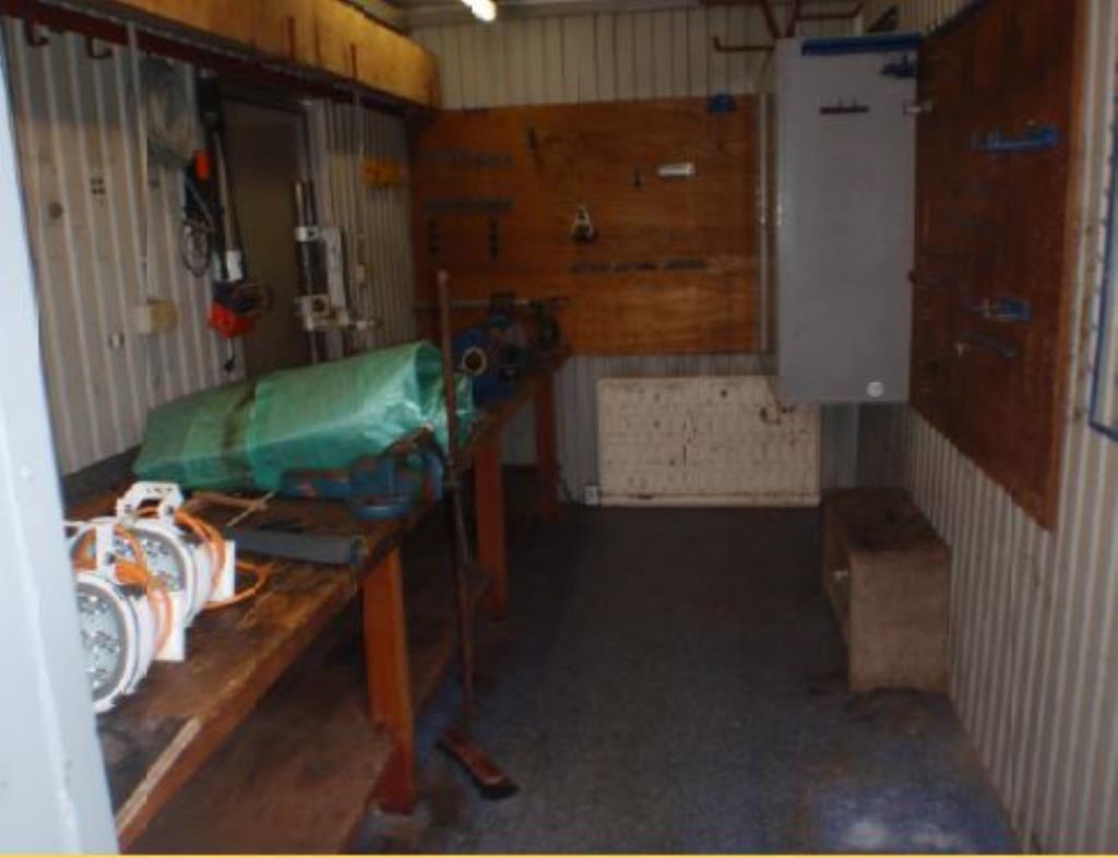 quebra-gelo/ rebocador motorizado bem conservado <br>"Hugo Lentz"-35