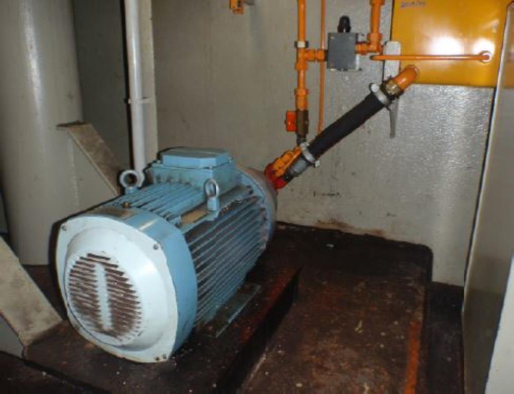 quebra-gelo/ rebocador motorizado bem conservado <br>"Hugo Lentz"-38