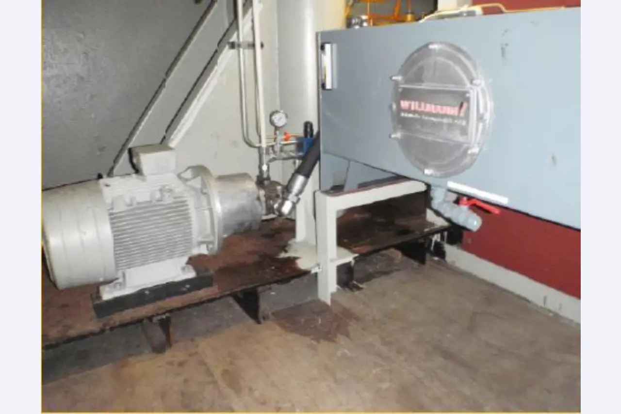 quebra-gelo/ rebocador motorizado bem conservado <br>"Hugo Lentz"-39
