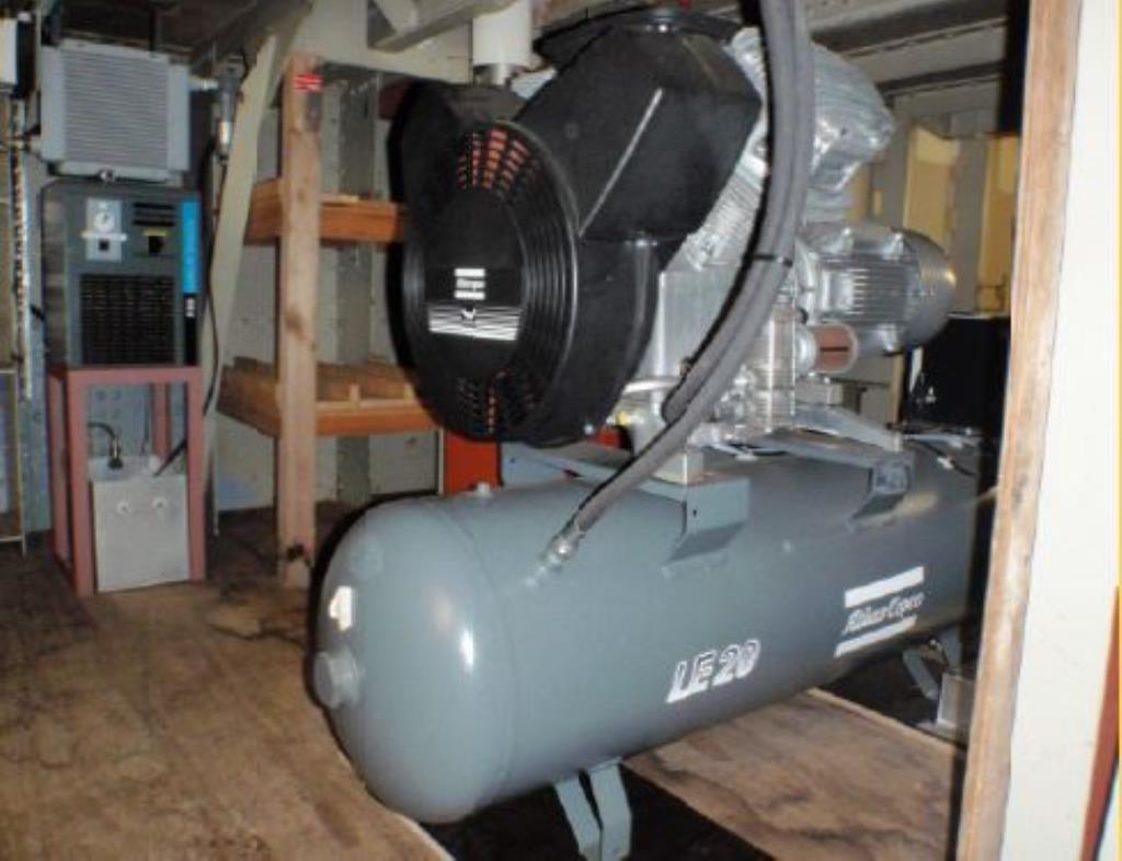 quebra-gelo/ rebocador motorizado bem conservado <br>"Hugo Lentz"-43