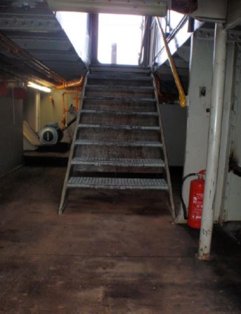 quebra-gelo/ rebocador motorizado bem conservado <br>"Hugo Lentz"-46