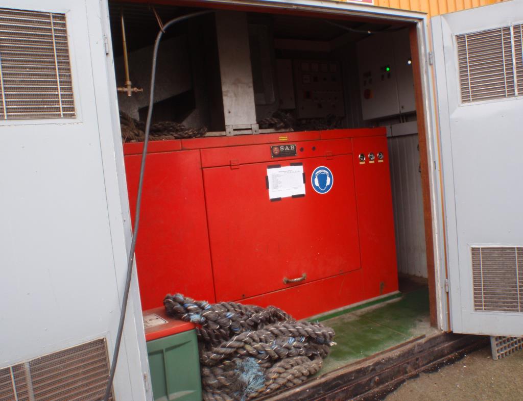 quebra-gelo/ rebocador motorizado bem conservado <br>"Hugo Lentz"-7