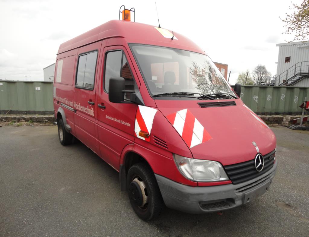 quebra-gelo/ rebocador motorizado bem conservado <br>"Hugo Lentz"-4