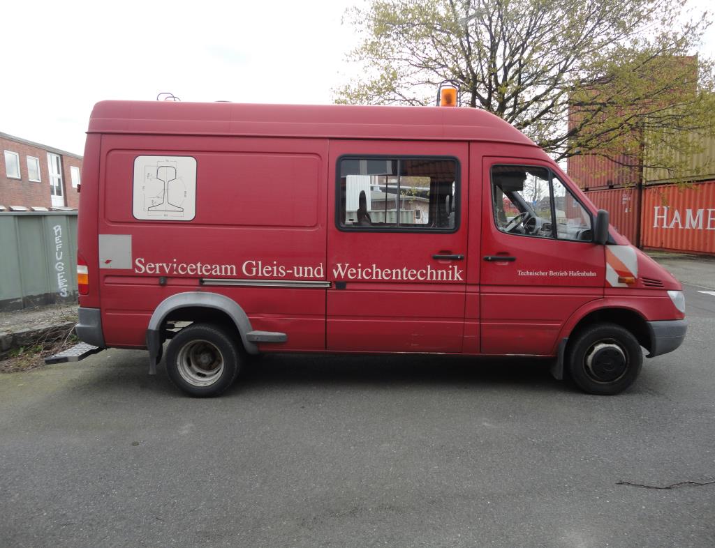 quebra-gelo/ rebocador motorizado bem conservado <br>"Hugo Lentz"-5