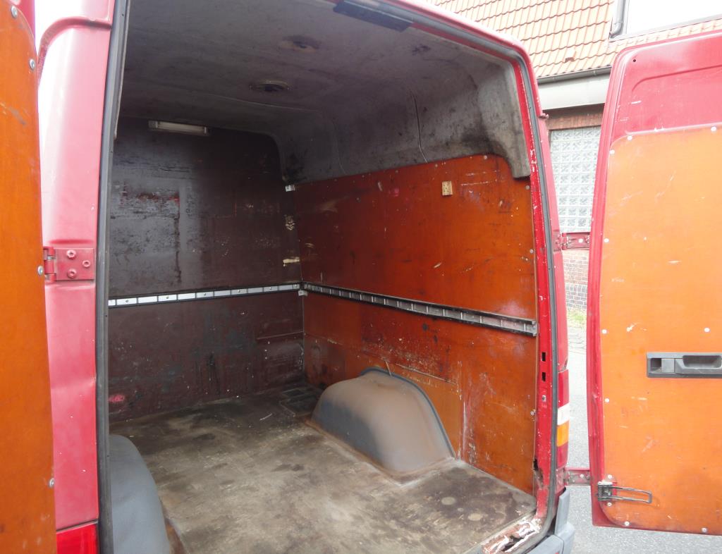 quebra-gelo/ rebocador motorizado bem conservado <br>"Hugo Lentz"-9