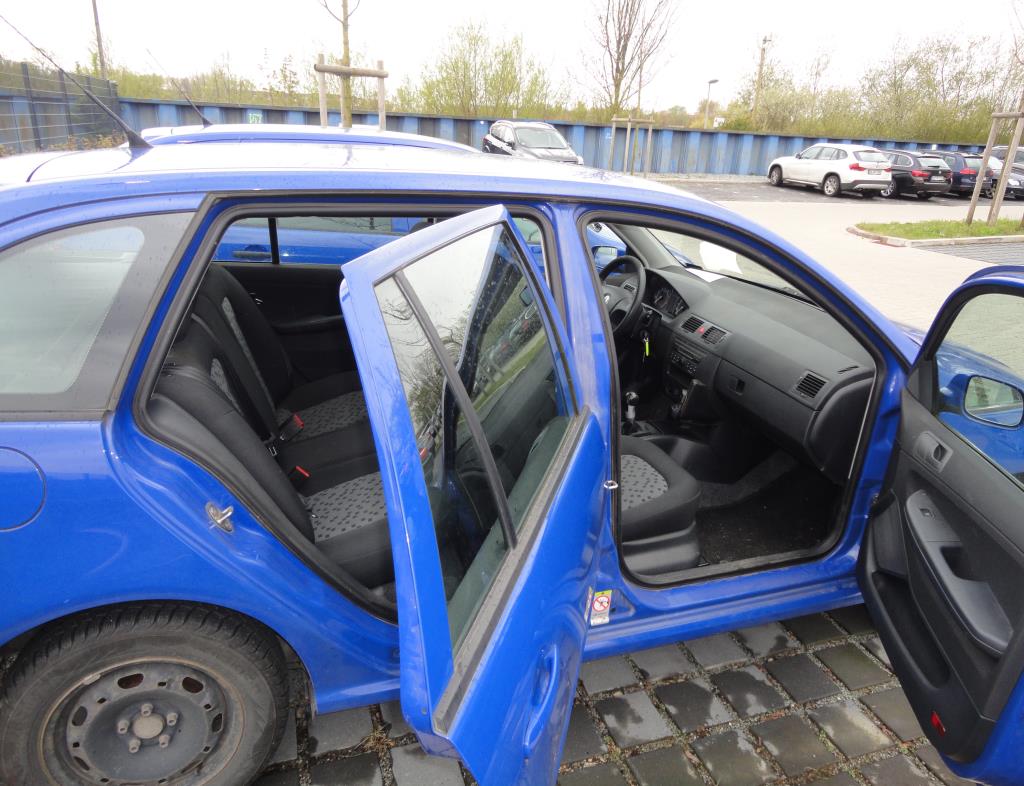 quebra-gelo/ rebocador motorizado bem conservado <br>"Hugo Lentz"-4