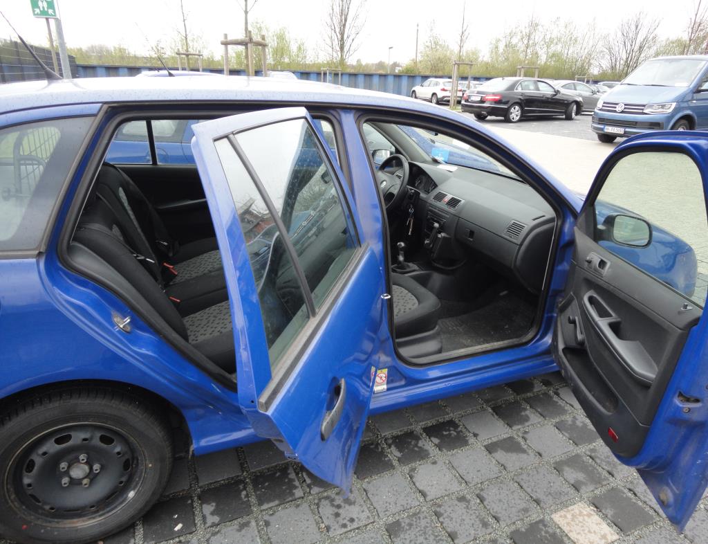 quebra-gelo/ rebocador motorizado bem conservado <br>"Hugo Lentz"-5