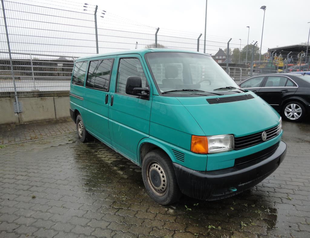 quebra-gelo/ rebocador motorizado bem conservado <br>"Hugo Lentz"-1