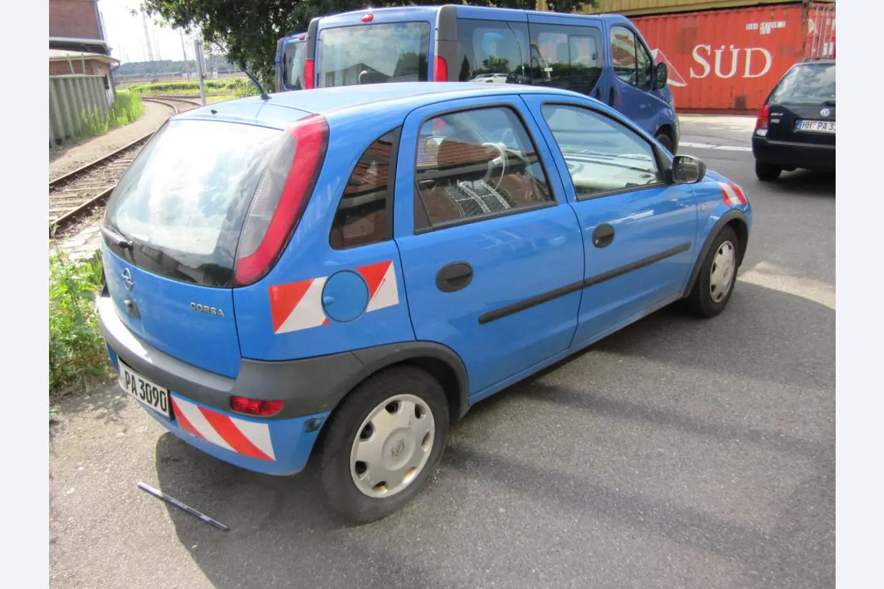 quebra-gelo/ rebocador motorizado bem conservado <br>"Hugo Lentz"-1