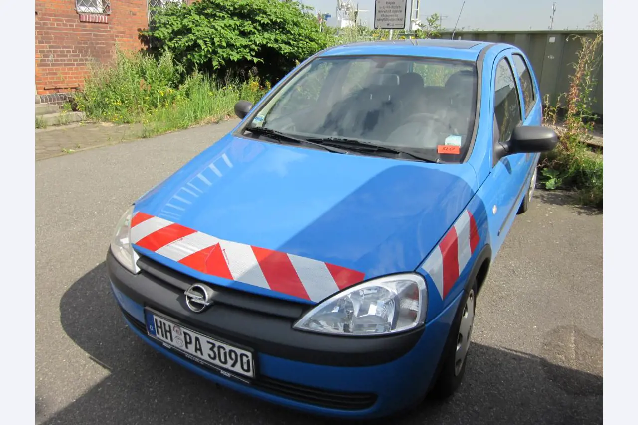 quebra-gelo/ rebocador motorizado bem conservado <br>"Hugo Lentz"-6
