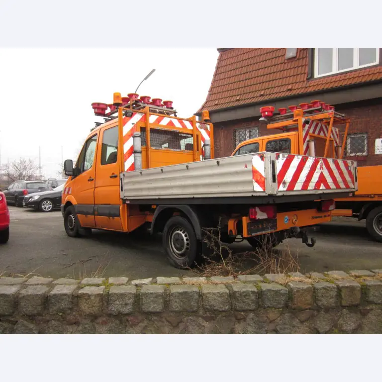 well-maintained pumps and accessories as well as a barge with living room -5