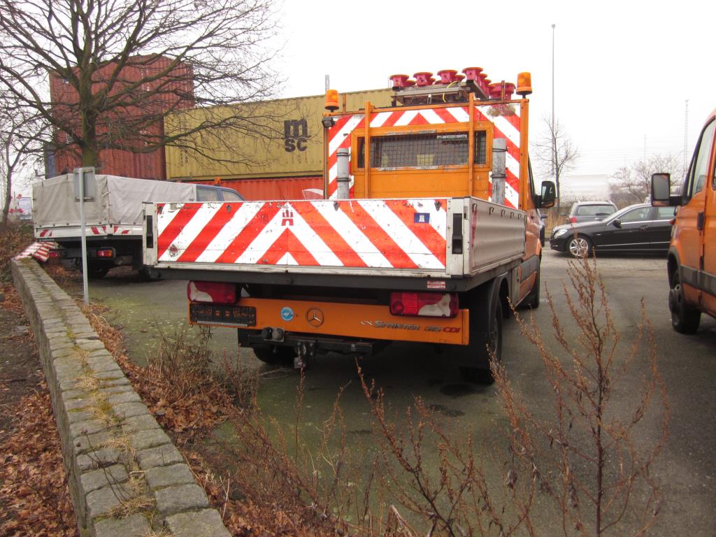 well-maintained pumps and accessories as well as a barge with living room -6