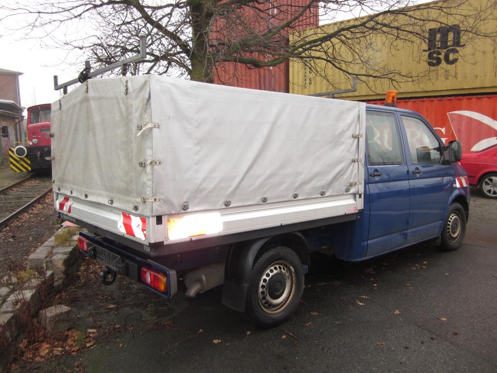 well-maintained pumps and accessories as well as a barge with living room -5