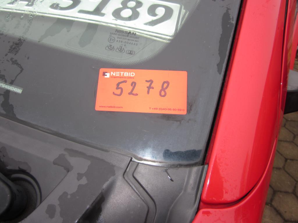 well-maintained pumps and accessories as well as a barge with living room -2