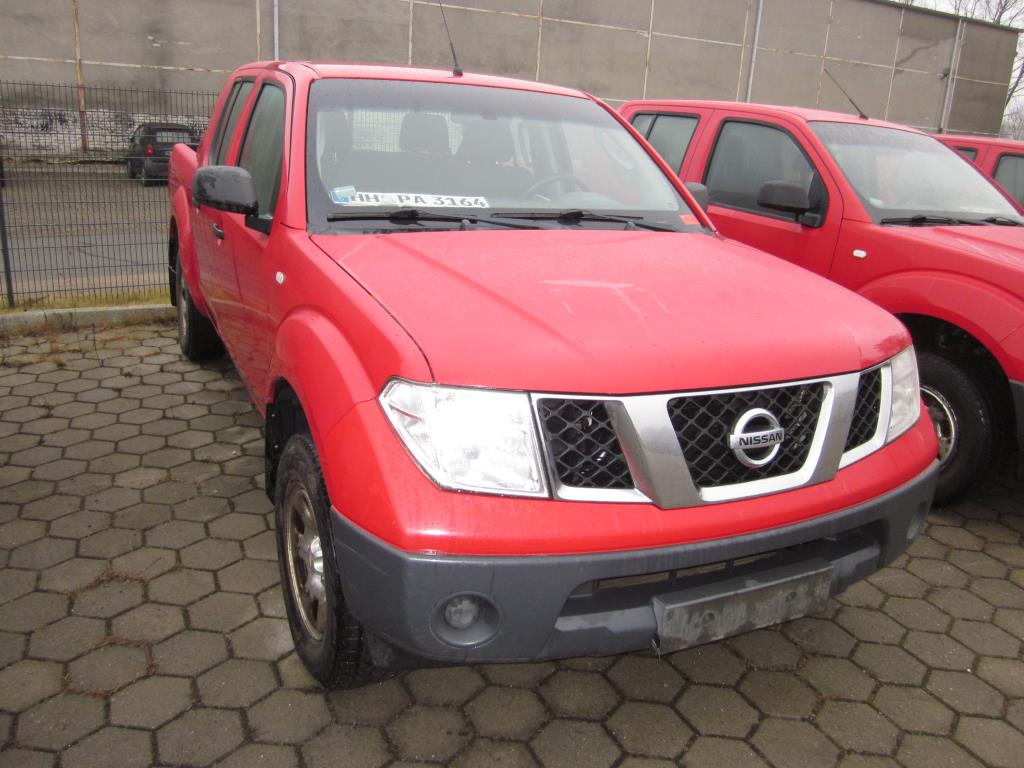 Well-maintained equipment of the port railway-3