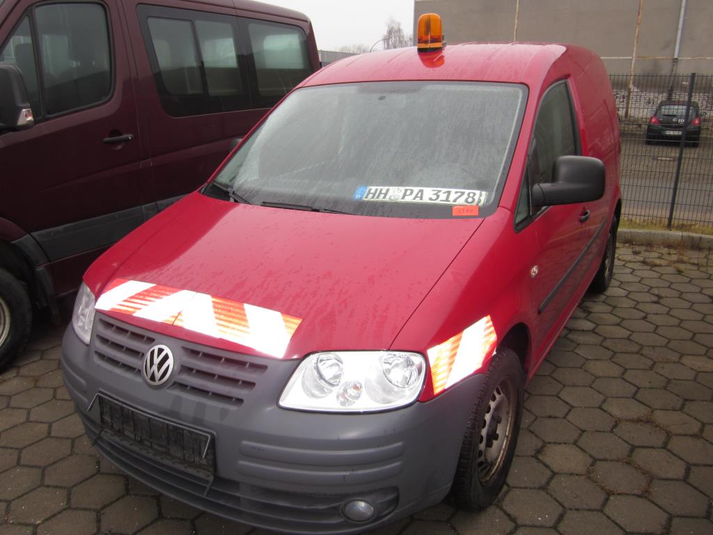 well-maintained pumps and accessories as well as a barge with living room -3