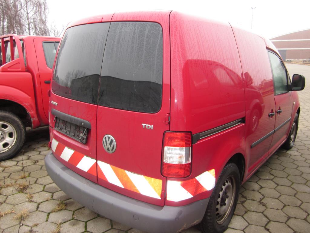 well-maintained pumps and accessories as well as a barge with living room -4