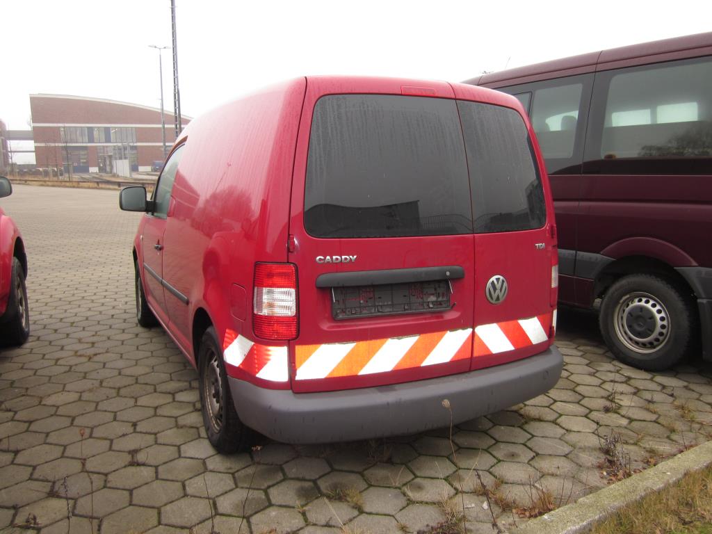 well-maintained pumps and accessories as well as a barge with living room -5