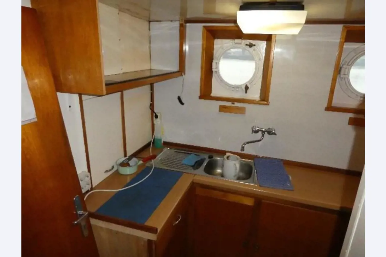 gepflegter Eisbrecher/ Motorschlepper <br>"Hugo Lentz"-10