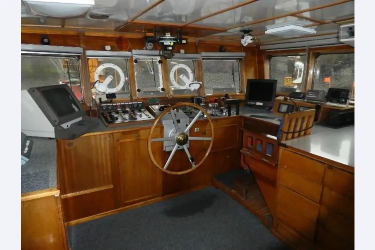 gepflegter Eisbrecher/ Motorschlepper <br>"Hugo Lentz"-12