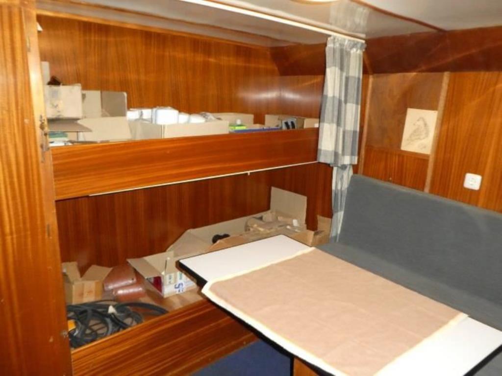 quebra-gelo/ rebocador motorizado bem conservado <br>"Hugo Lentz"-18