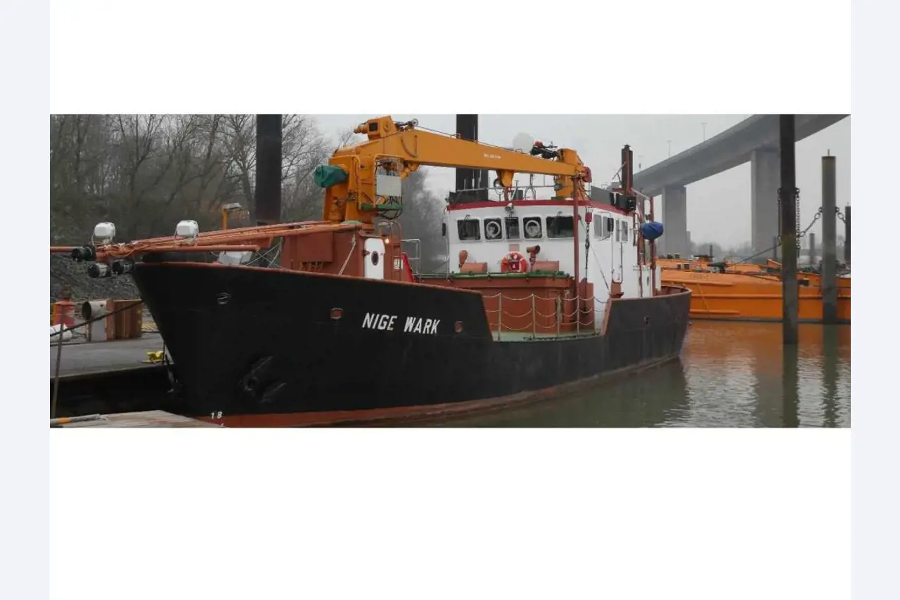 gepflegter Eisbrecher/ Motorschlepper <br>"Hugo Lentz"-23