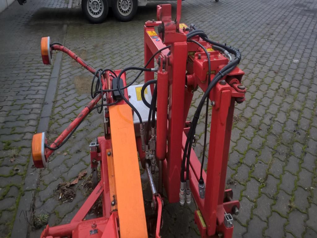 quebra-gelo/ rebocador motorizado bem conservado <br>"Hugo Lentz"-5