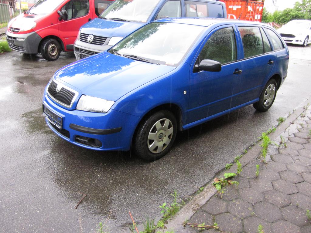 quebra-gelo/ rebocador motorizado bem conservado <br>"Hugo Lentz"-2